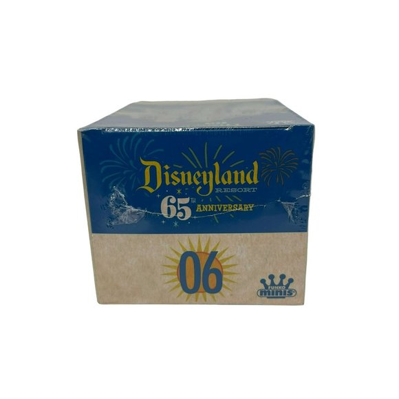 Funko Pop Minnie Mouse Figure 6 Disneyland 65th Anniversary Edition - Picture 6 of 7